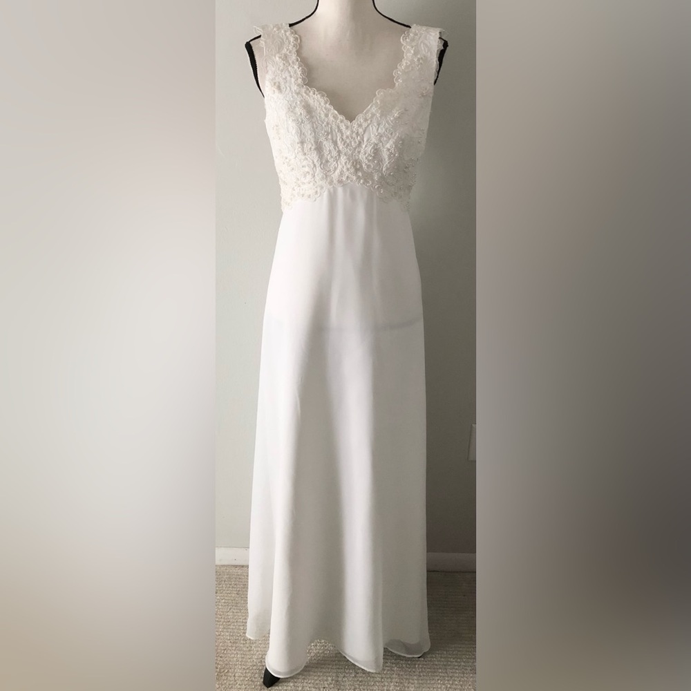 🔥Eden Bridals Beaded Wedding Gown